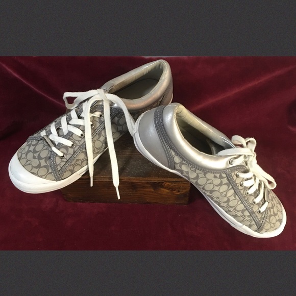 *Coach* Size US10B. Francesco women’s sneakers - Picture 10 of 11